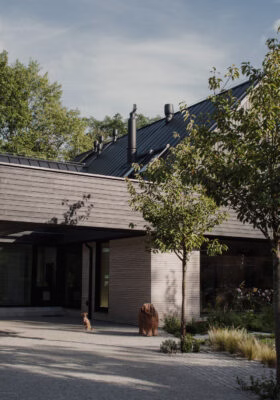 Drugie życie domu – Klasyczna forma zyskała nowoczesny charakter projektu OSOM group / Katarzyna Miller