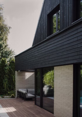 Drugie życie domu – Klasyczna forma zyskała nowoczesny charakter projektu OSOM group / Katarzyna Miller