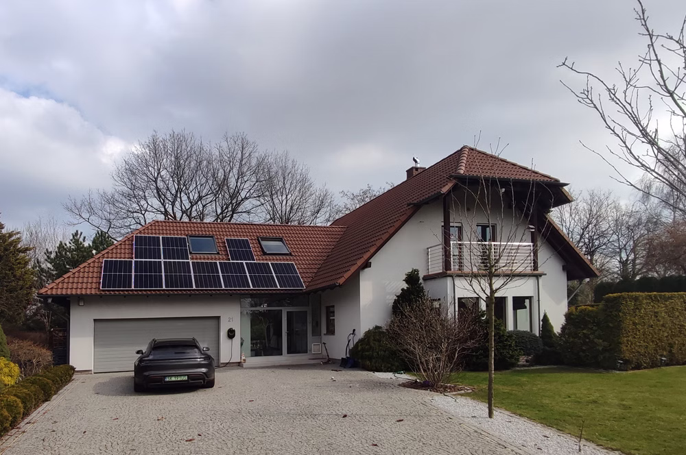 Dom bardziej nowocześnie – klasyczna forma po metamorfozie jest nie do poznania 18 Drugie życie domu – Klasyczna forma zyskała nowoczesny charakter projektu OSOM group / Katarzyna Miller