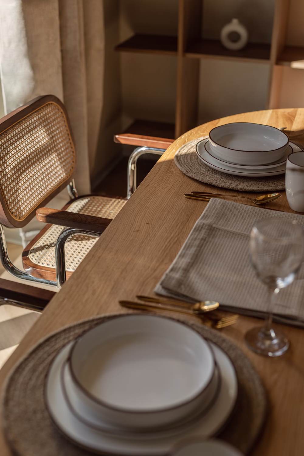 W duchu japandi: harmonijna przestrzeń pełna ciepła i funkcjonalności 13 Japandi na Klimeckiego projektu Tomasz Polański polanski.studio