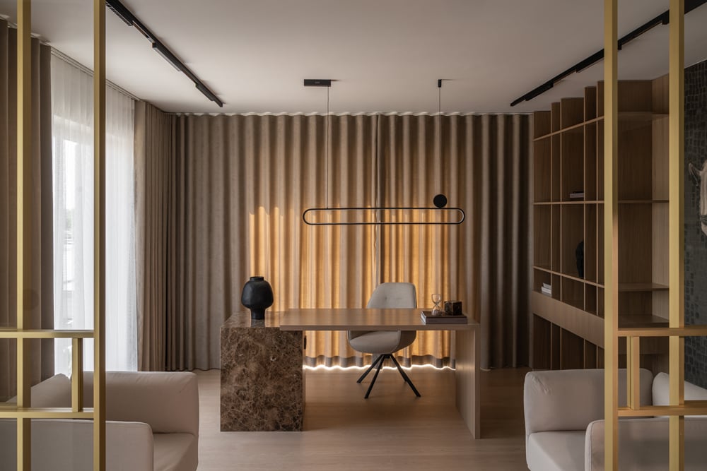 Harmonia i tekstury w apartamencie z widokiem na Bulwarach Książęcych 6 Apartament na Bulwarach Książęcych od LN Architektura i Wnętrza