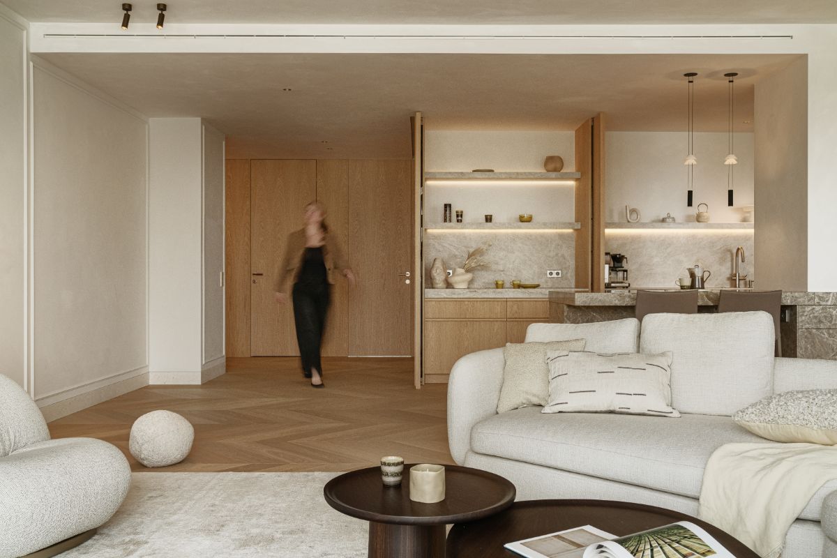 Z wrażliwością na historyczny kontekst – luksusowy apartament z widokiem na Wawel 18 Z wrażliwością na historyczny kontekst – luksusowy apartament z widokiem na Wawel