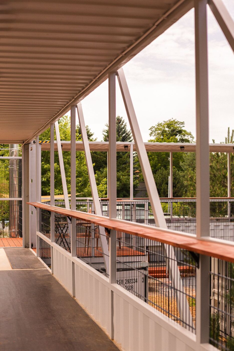 HUTA BAR – nowe miejskie miasteczko kontenerowe we Wrocławiu 16 HUTA BAR – nowe miejskie miasteczko kontenerowe we Wrocławiu