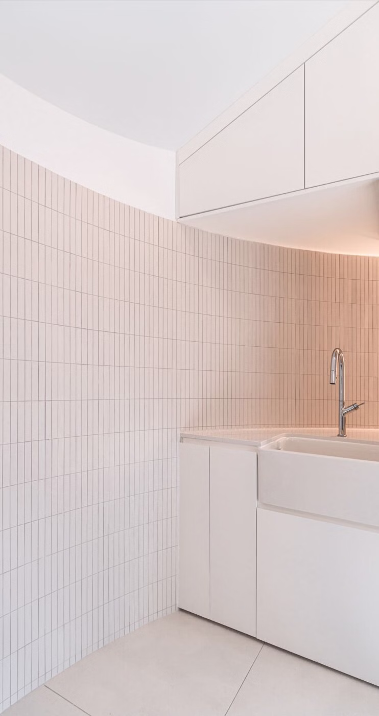 Refresh zorientowany na funkcję i światło – wnętrza w Portugalii po metamorfozie