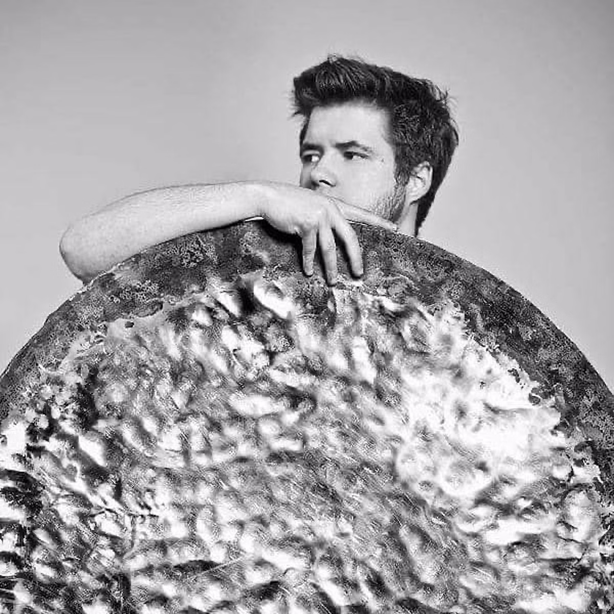 Artyści i kolekcjonerzy. Karol Wycisk: „Rzeźba to terapia emocji”