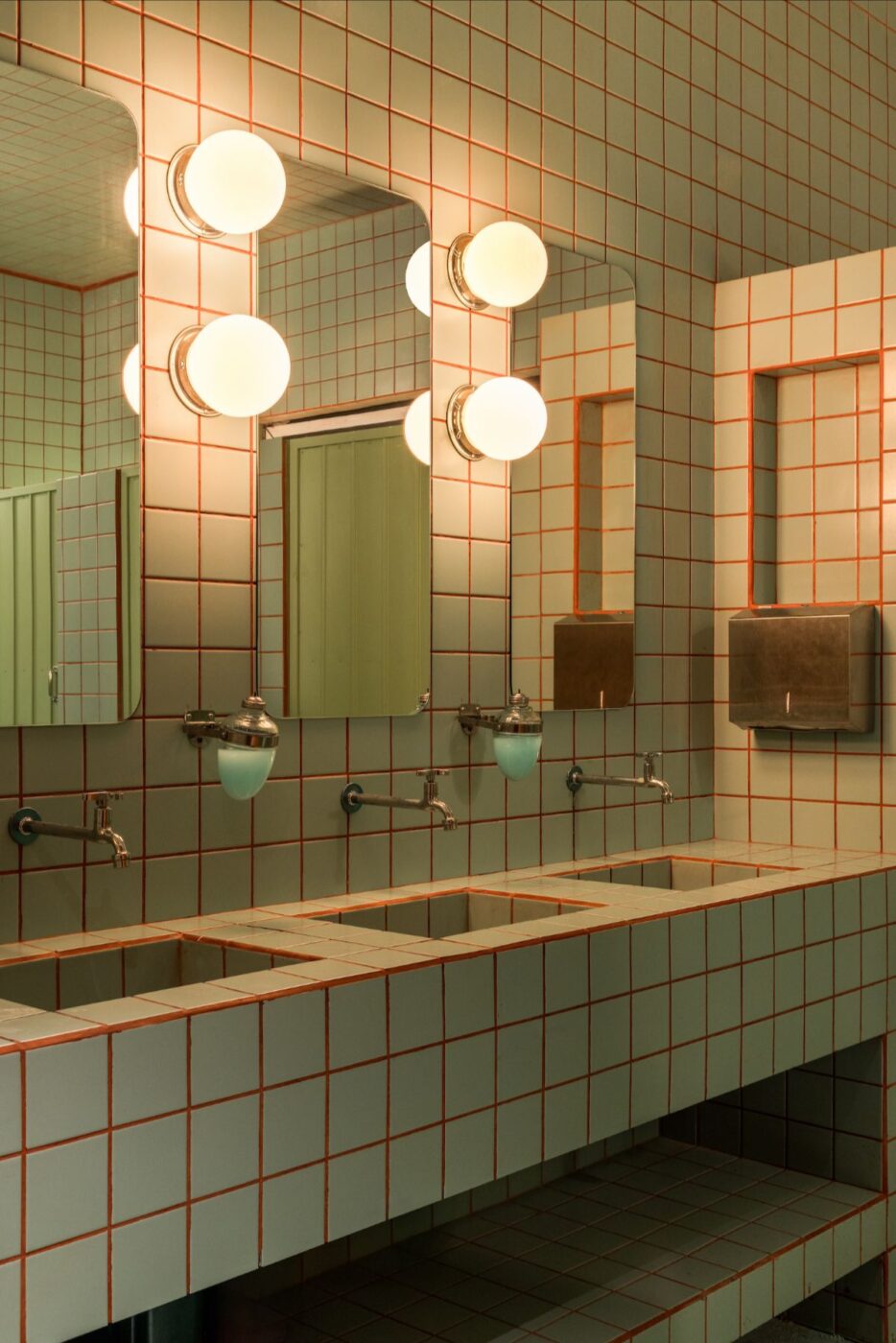Od lat 50. do dziś – Bar Céu i brazylijska noc w modernistycznym wydaniu 24 Od lat 50. do dziś – Bar Céu i brazylijska noc w modernistycznym wydaniu