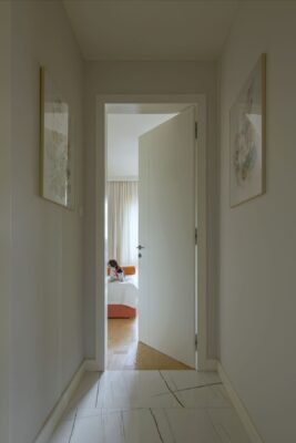 Apartament w rytmie natury i sztuki projektu Aldony Banasiuk-Suchorzewskiej