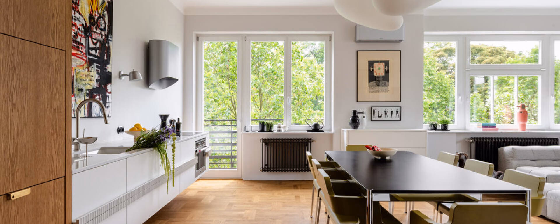 Apartament pełen sztuki, czyli designerski balans na Starym Mokotowie