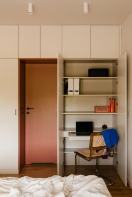 Mieszkanie w Gdyni o powierzchni 90 m2 zostało zaprojektowane z myślą o trzyosobowej rodzinie - małżeństwie z córeczką