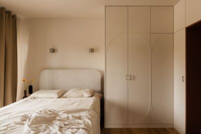 Mieszkanie w Gdyni o powierzchni 90 m2 zostało zaprojektowane z myślą o trzyosobowej rodzinie - małżeństwie z córeczką