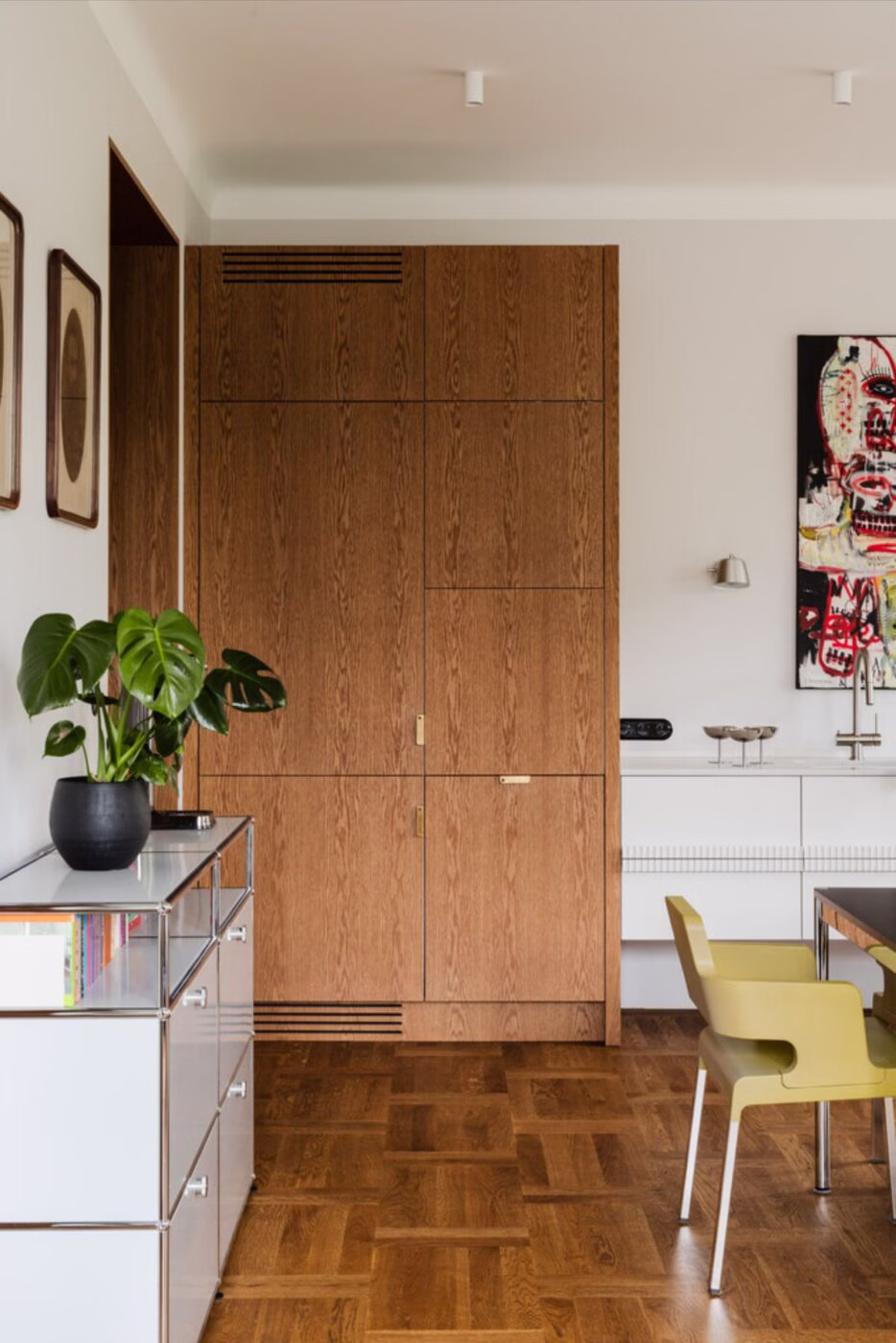 Art-life balance, czyli przestronny apartament na Starym Mokotowie 3 Apartament pełen sztuki, czyli designerski balans na Starym Mokotowie