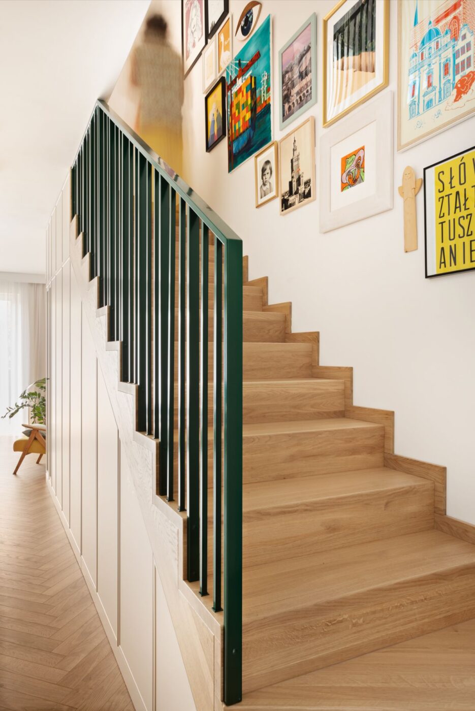 Dom pełen kolorów w Nowej Hucie w Krakowie – jest mięta!