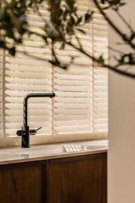 Podmiejski azyl z duszą japandi