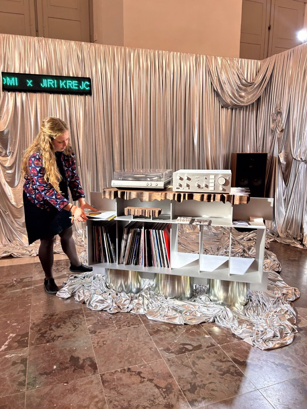 Designblok 2025 i odwaga w czystej formie. Praga inspiruje do refleksji nad współczesnością 11 Designblok 2025 i odwaga w czystej formie. Praga inspiruje do refleksji nad współczesnością