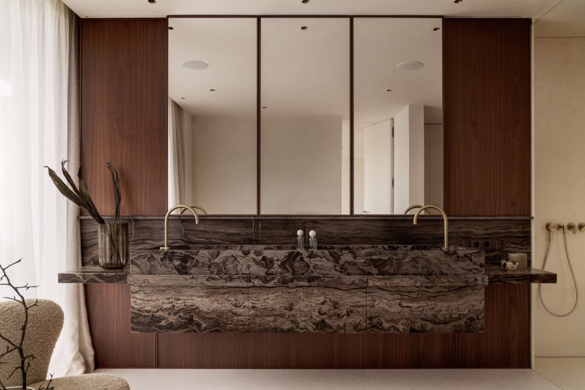 Trendy wnętrzarskie jesień 2025 – sposoby aranżacji wnętrz, które odmienią przestrzeń 15 Trendy wnętrzarskie jesień 2025 – sposoby aranżacji wnętrz, które odmienią przestrzeń