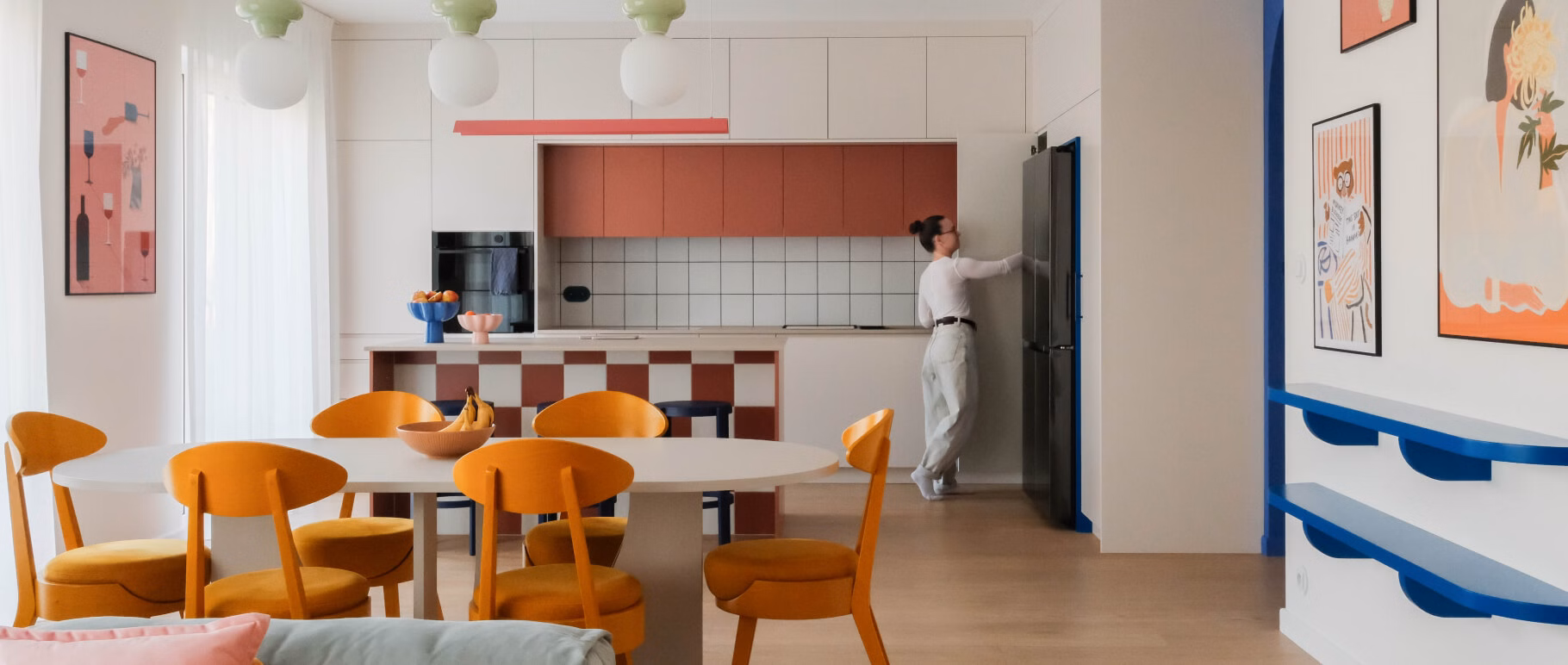 Kolorystyczna opowieść o domu młodej rodziny