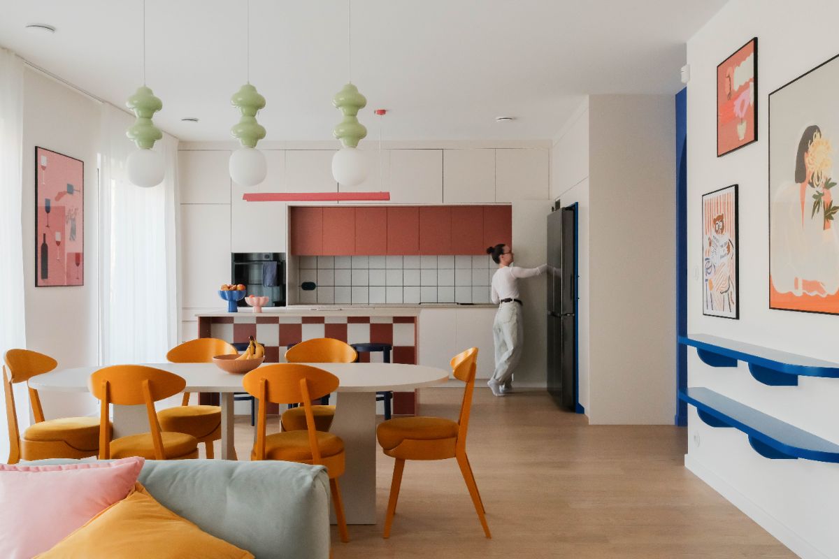 Kolorystyczna opowieść o domu młodej rodziny