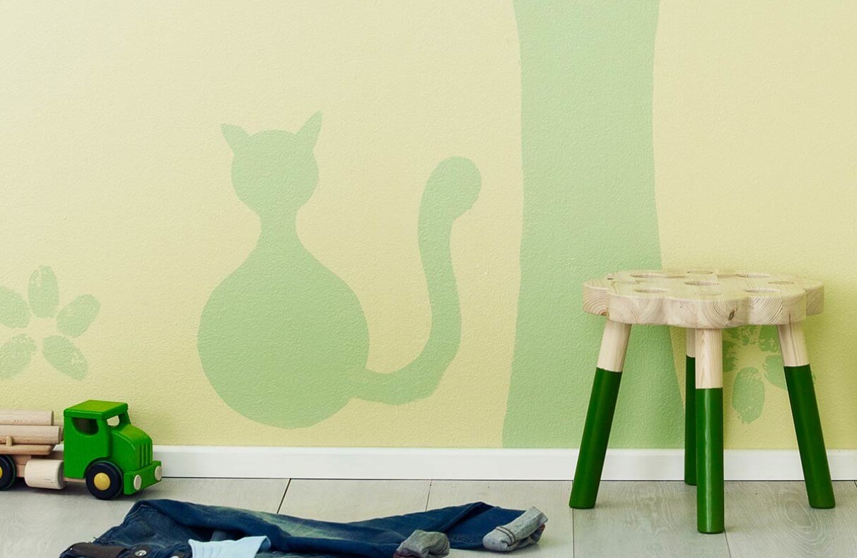 Bezpieczne malowanie, czyli jaką farbę wybrać do mebli dla Twojego dziecka?