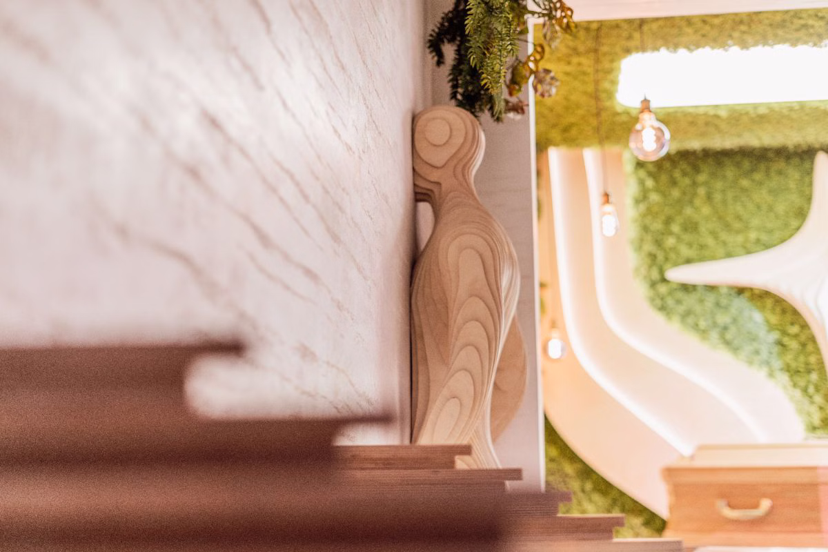 Nowoczesna kaplica pożegnalna w Kraśniku – współczesna opowieść o drodze i przemijaniu 15 Kaplica Pożegnalna w Domu Pogrzebowym Depta, w Kraśniku - współczesna opowieść o drodze i przemijaniu