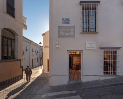 Tawerna przy klasztorze. Convento Tavern jako serce andaluzyjskiego miasteczka