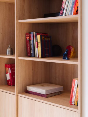 Apartament pełen światła. Znajduje się w znanym budynku na Marymoncie! projektu Magdalena Kanik | Lys Studio