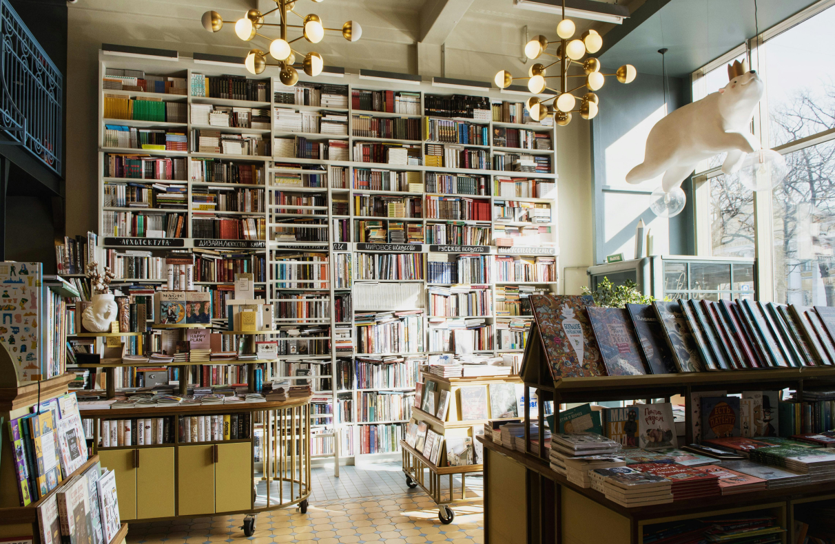 Kącik czytelniczy w domu – jak stworzyć idealne miejsce do czytania i relaksu?