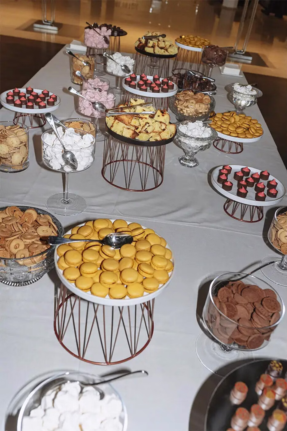 Targi w Mediolanie 2026 w pigułce, czyli co czeka nas na najbliższej edycji Salone del Mobile