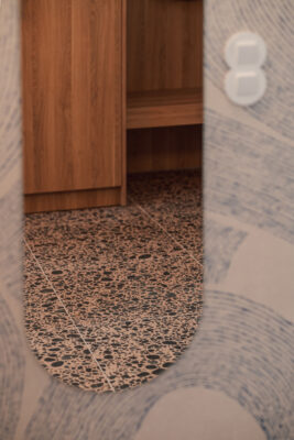 Projekt mieszkania w Bydgoszczy - mieszkanie na wynajem w kolorze, które bawi, przyciąga wzrok i otula od Żurawicki Design