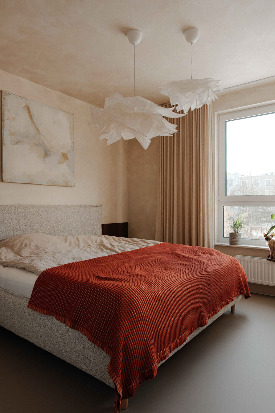 W lustrzanym odbiciu i w kolorze – mieszkanie soft modern z motywami mid-century 6 W lustrzanym odbiciu! projekt estimental.