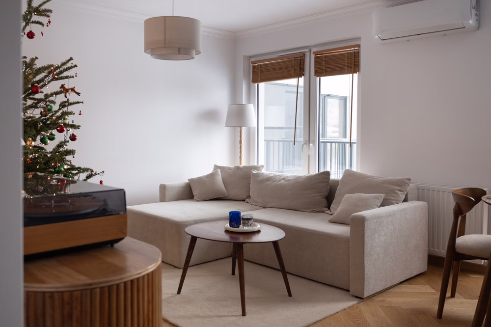 Z rzemiosłem na pierwszym planie – mieszkanie, które zrywa z estetyką katalogowego apartamentu 10 Przestrzeń dla młodego małżeństwa projektu Studio Bezkres