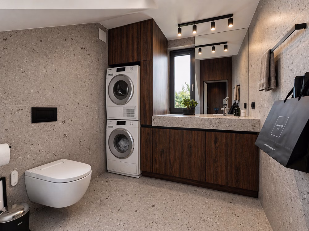 Nowoczesny dom oparty na świetle, proporcji i naturalnych materiałach 24 Esencja współczesnej architektury: czyste linie, szlachetne materiały i konsekwencja od pdobrowolski.design