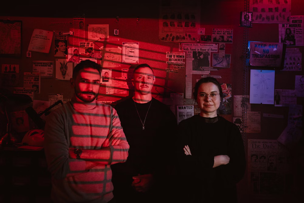 Wnętrze dla mrocznych historii – tak zaprojektowano wnętrze studia Kryminatorium 12 Wnętrze dla mrocznych historii - studio Kryminatorium od mode:lina™