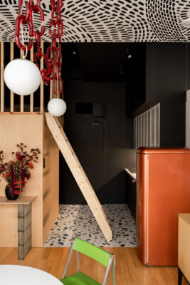 Oaza nad wodą. Apartament Mateusza Banasiuka w Serocku