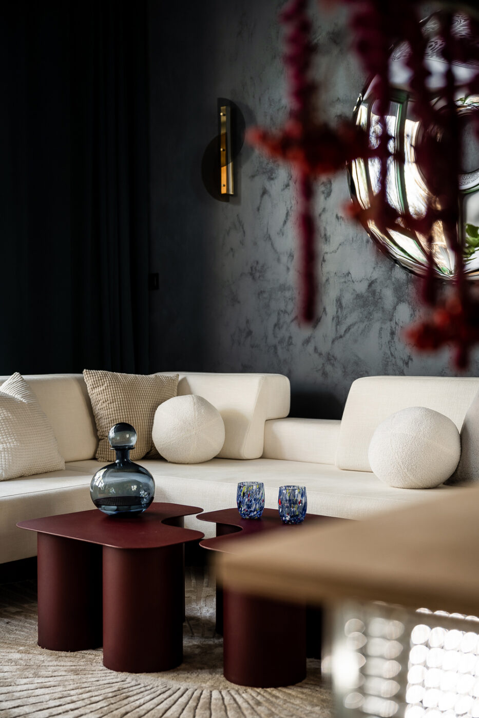 Eklektyczna oaza nad wodą. Apartament Mateusza Banasiuka w Serocku 17 Oaza nad wodą. Apartament Mateusza Banasiuka w Serocku