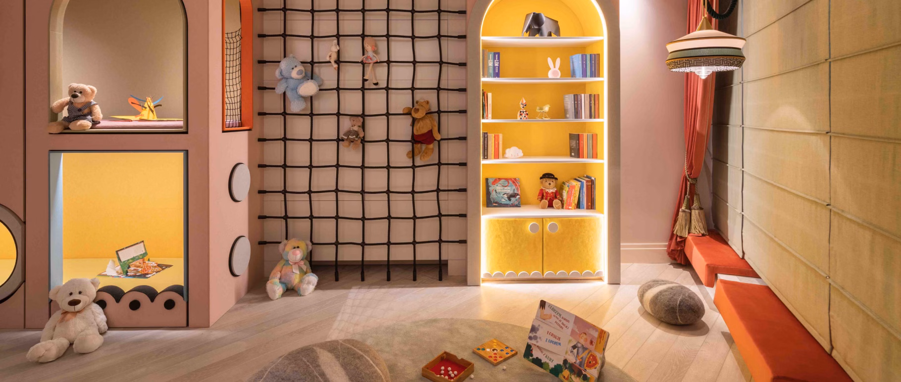 Twinkle twins wyróżnione w SBID International Design Awards 2026 i nominowane do głosowania w finałowym etapie konkursu projektu Robert Majkut Design