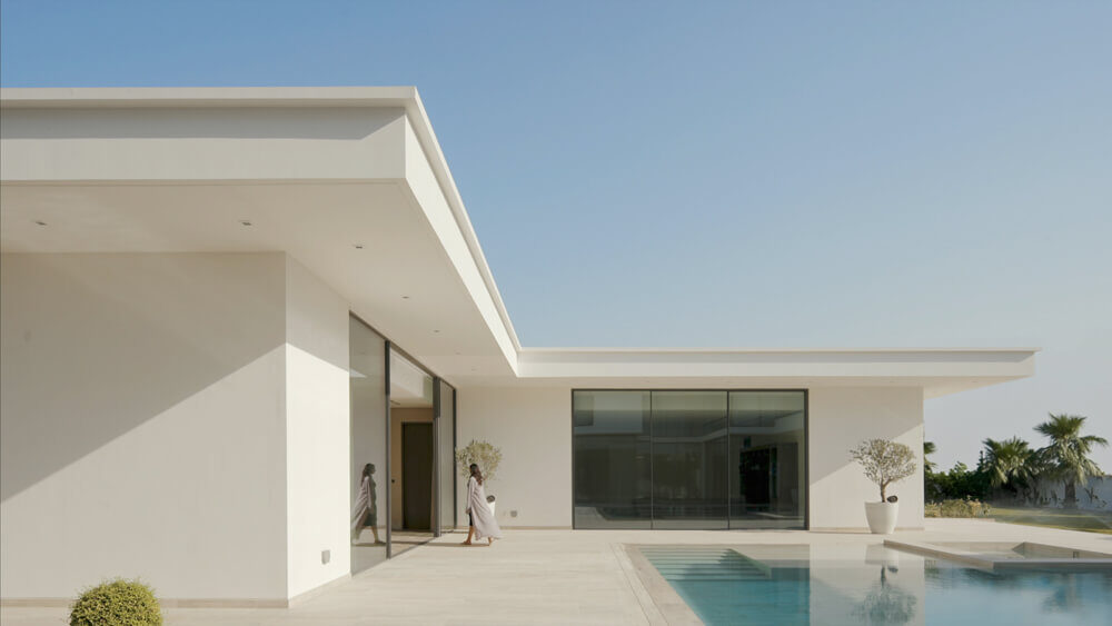 Dom w zgodzie z naturą. Projekt JASRA HOUSE od Salloum & Salloum Architects