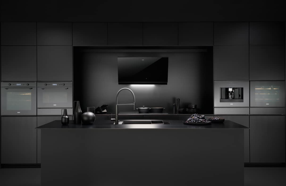 Motyw przewodni w kuchni: stylowe czarne AGD