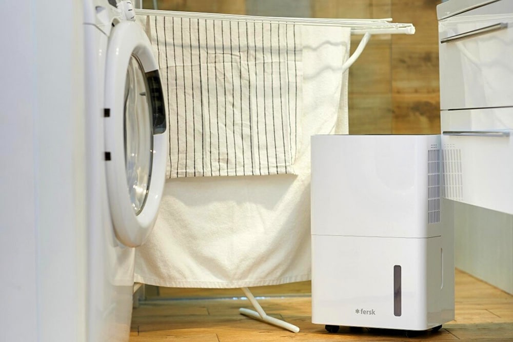 Osuszacz powietrza do łazienki i szybkiego suszenia prania