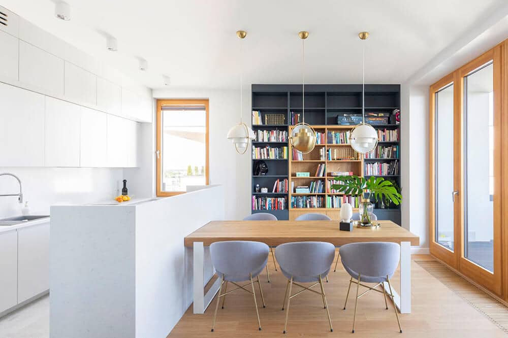 Przytulne oblicze wschodniego minimalizmu: apartament na Ursynowie