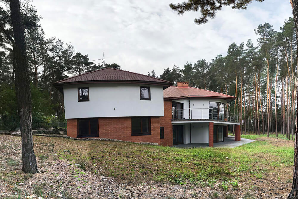 Redwood house drugie życie domu w rudym lesie