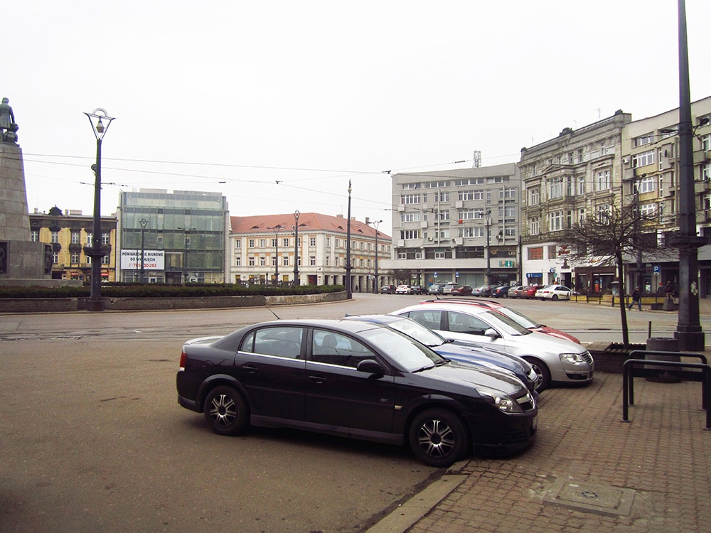 Rewitalizacja Placu Wolności w Łodzi: więcej zieleni, mniej samochodów