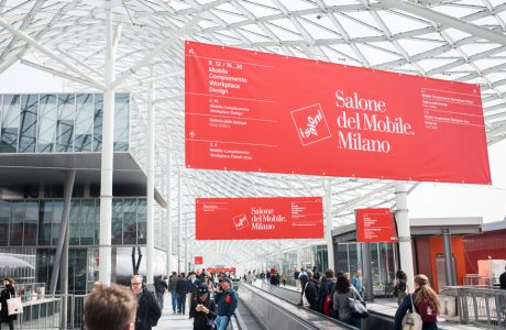 Salone del Mobile.Milano 2019 przy wejściu na targi