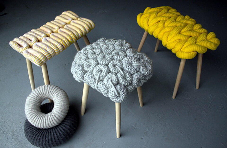 Krzesła na drutach robione