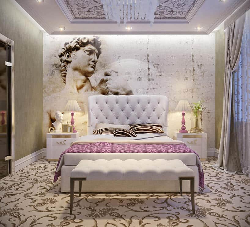 sypialnia z dużym białym zagłowiem przy ścianie z namalowaną podobizną dawida michała anioła