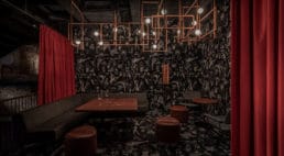 Sześć pięter, pięć barów, czyli wnętrza pełne doznań: MAD Bars House w Kijowie