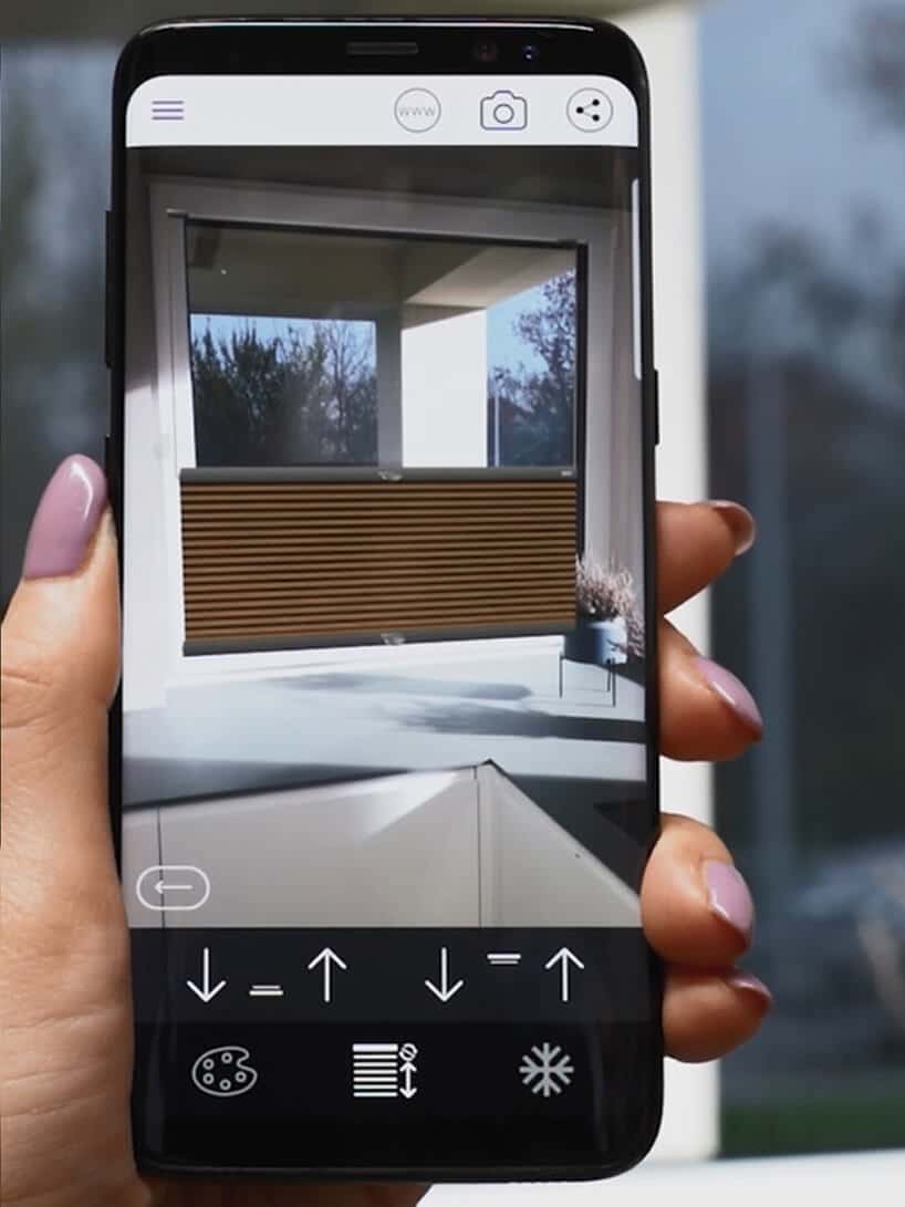 aplikacja do wirtualnej aranżacji okien Anwis Home podczas działania na smartphonie