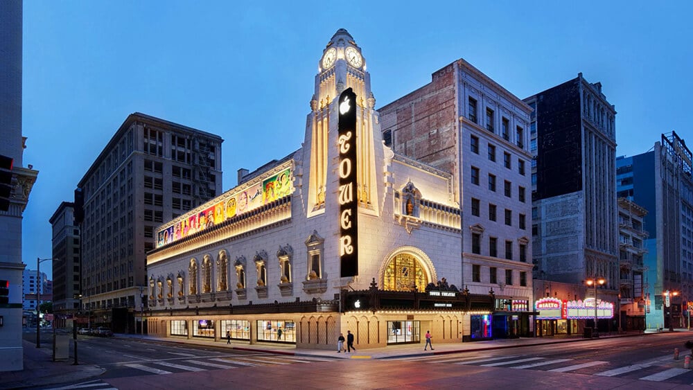 Apple Store w LA powstał w budynku kina wybudowanego w latach 20.