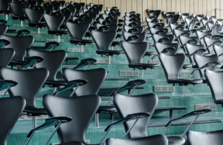 Arne Jacobsen i duńskie krzesła, które uwielbiamy