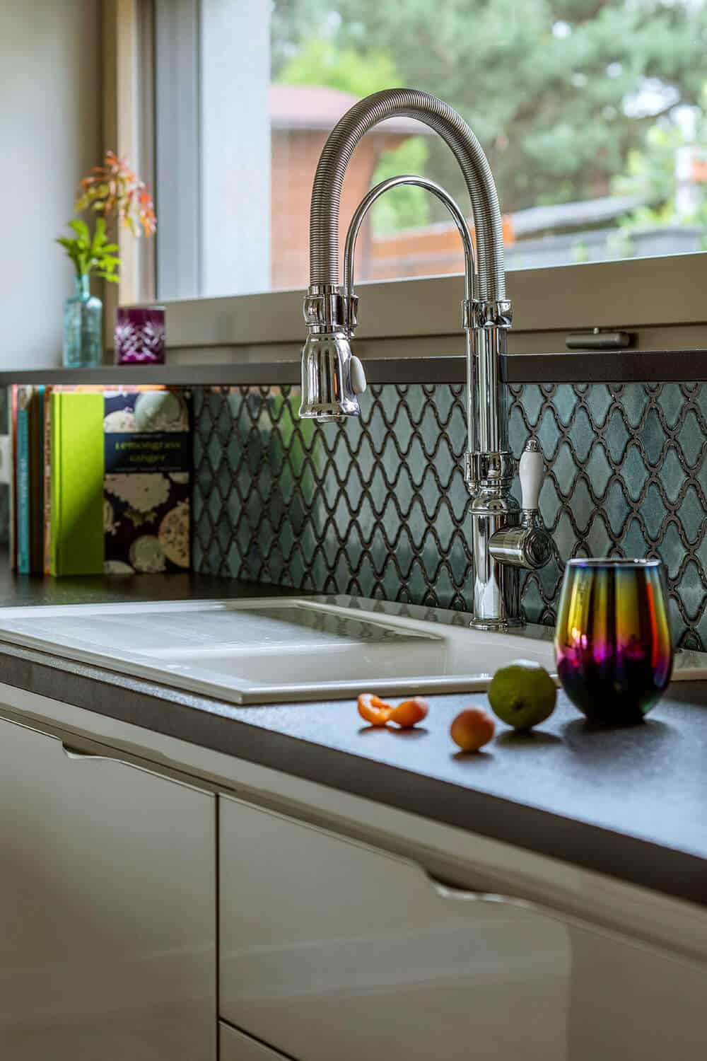 Dom kolorów. Nowoczesna willa z nutą boho