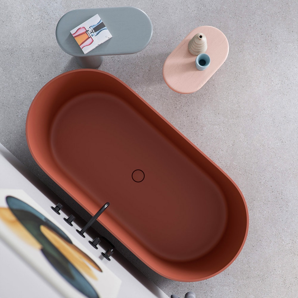 Energia pod kontrolą: styl New Memphis w łazience